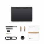 Tablette graphique Wacom Intuos Pro et accessoires.